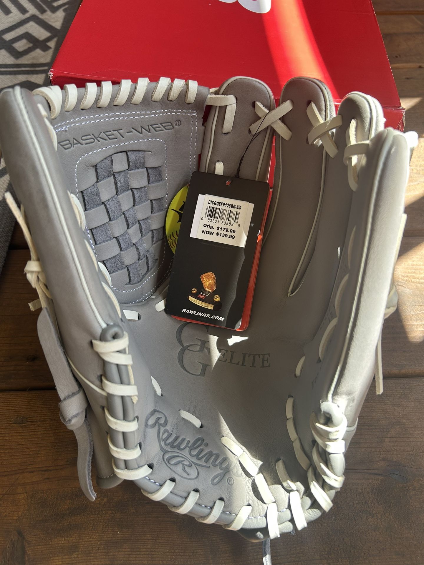 Softball Mitt
