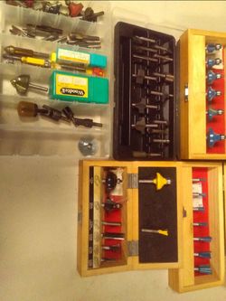 Router bits 1/4" over 50 like new