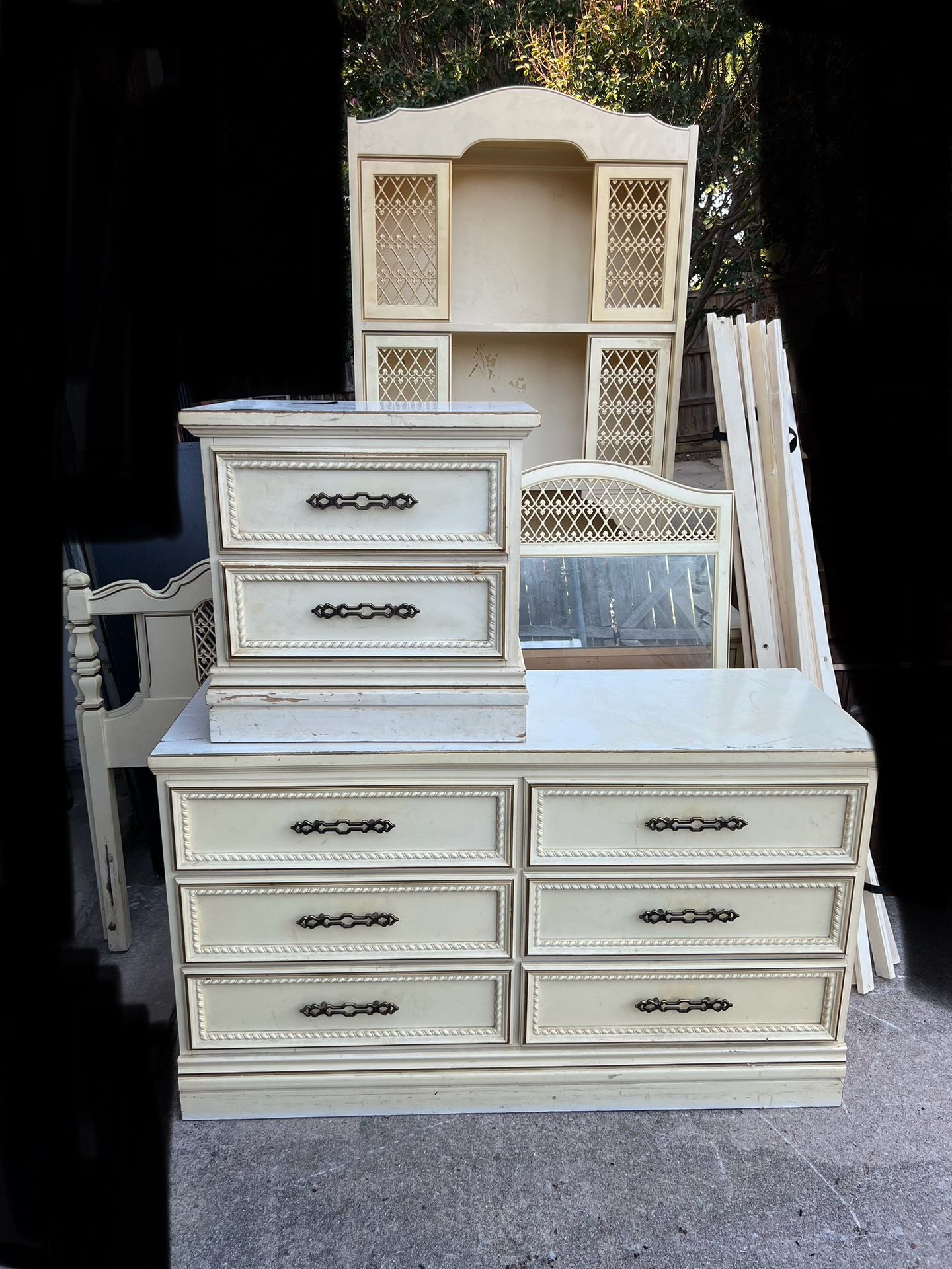 Johnson Carper Vintage French Provincial Furniture Set