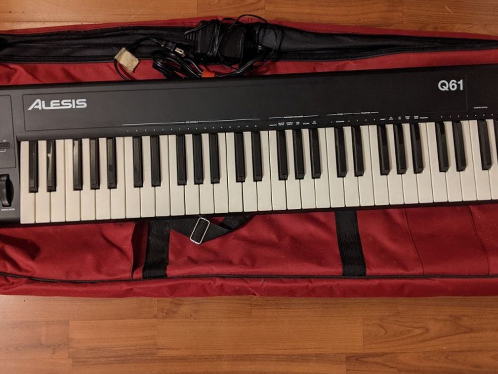 Alesis Q61 MIDI Keyboard Controller and Case