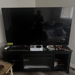 LG Smart TV 65’