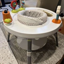 Free Skip hop Activity Center