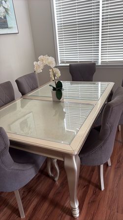 Dining Table with chairs