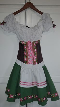 Gretchen Beer Girl costume