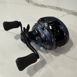 New Daiwa Tatula Lefty 8.1 ct 100 sixes reel.