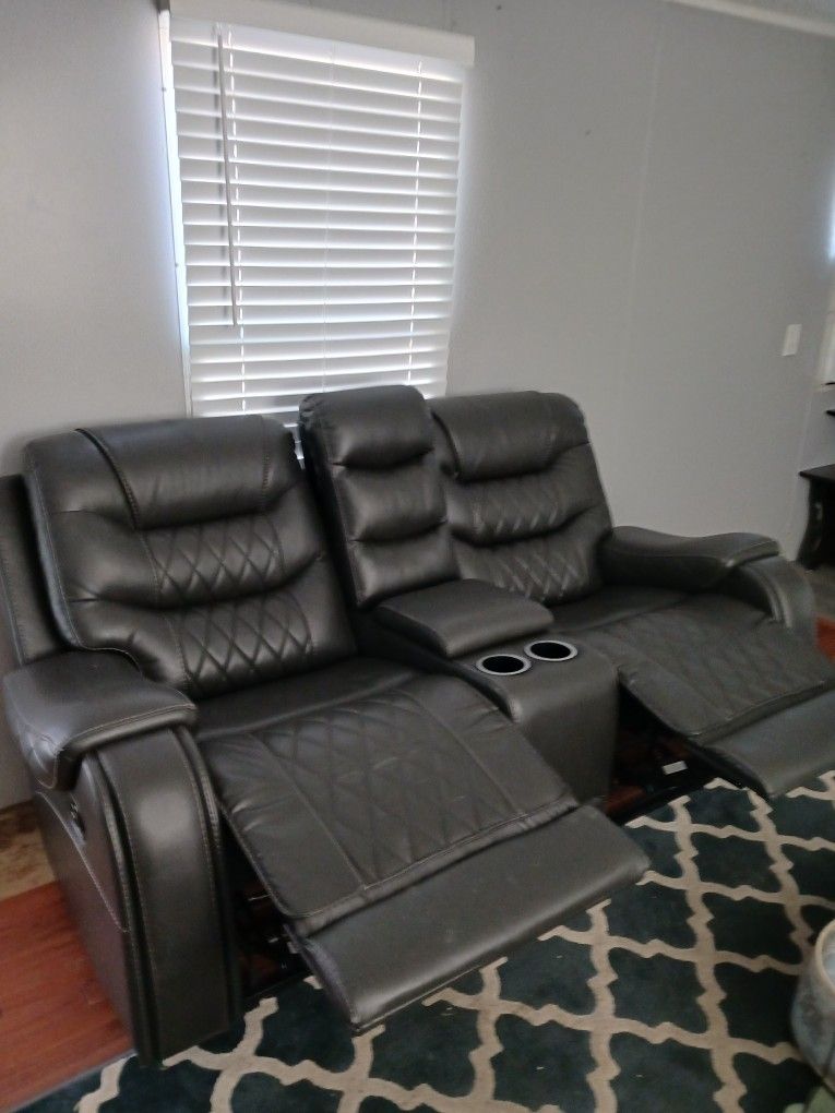 Full Size Couch And Double Rocker Recliner Love Seat With Center Console