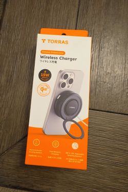 Torras PolarCircle Qi2 wireless charger