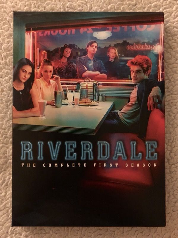 Riverdale Season 1: 3-Disc DVD Set