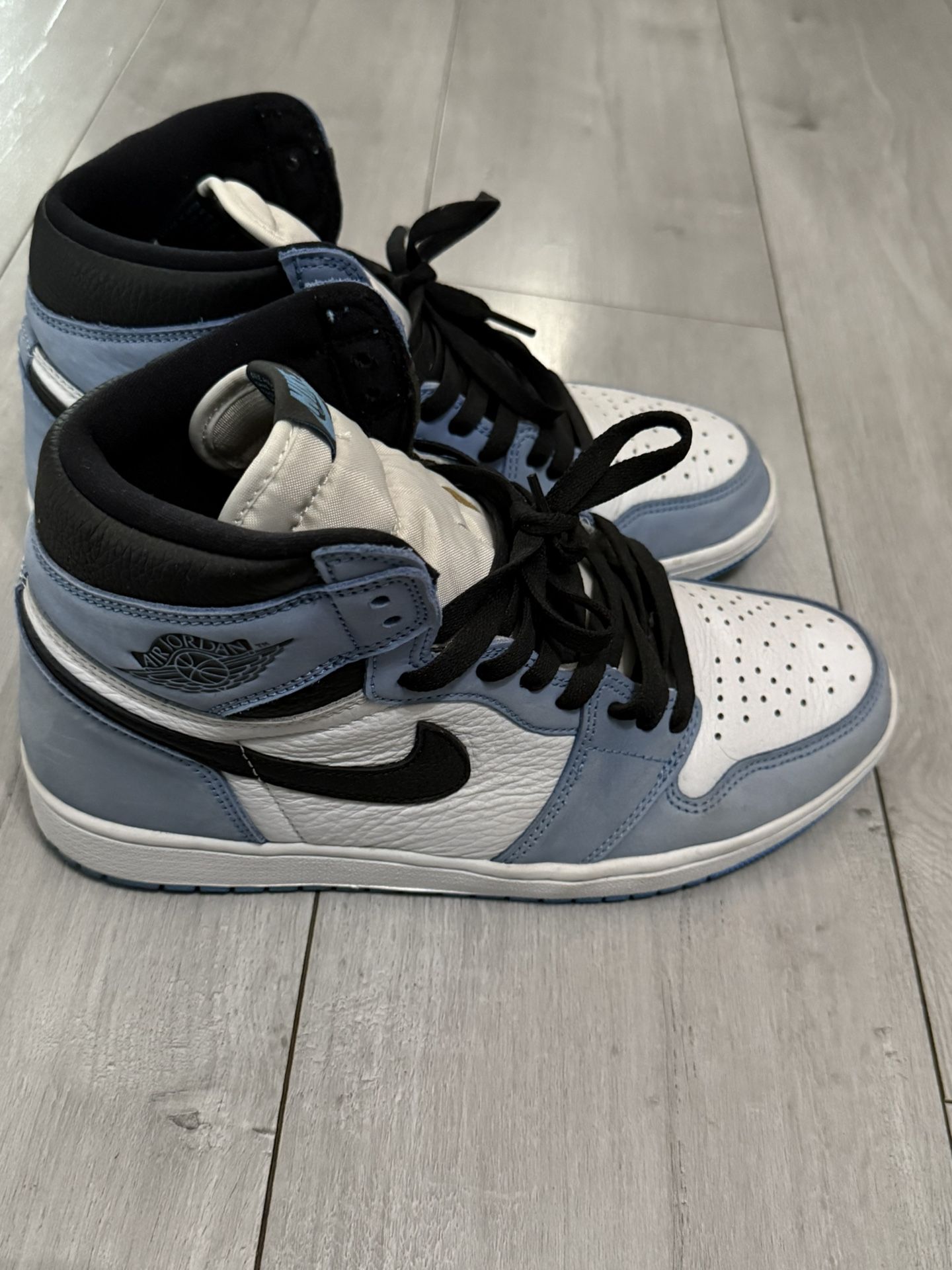 Air Jordan High University Blue