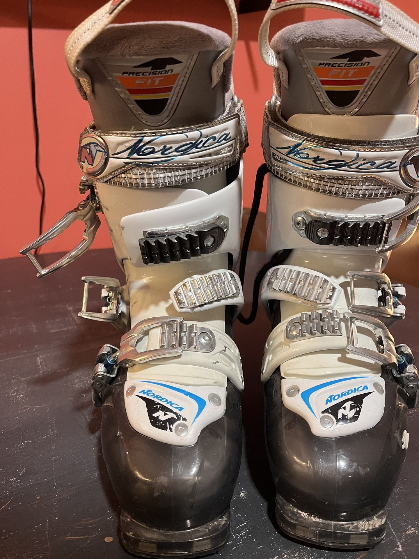 Nordic’s Transform R2W Women’s Ski Boots