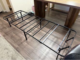 14-Inch Quad-Fold Metal Platform Bed Frame