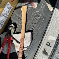 Heavy Hand Tools - Cutters, Mallet