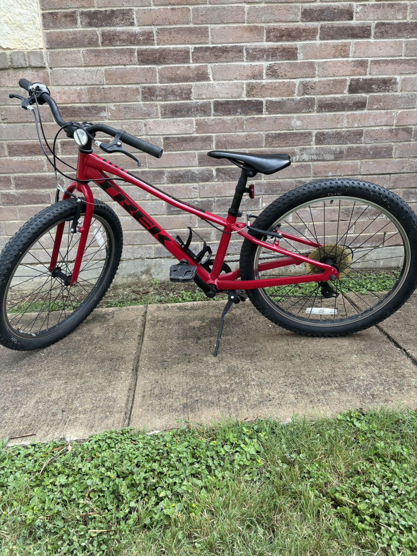 TREK Precaliber 24” Junior Mountain Bike