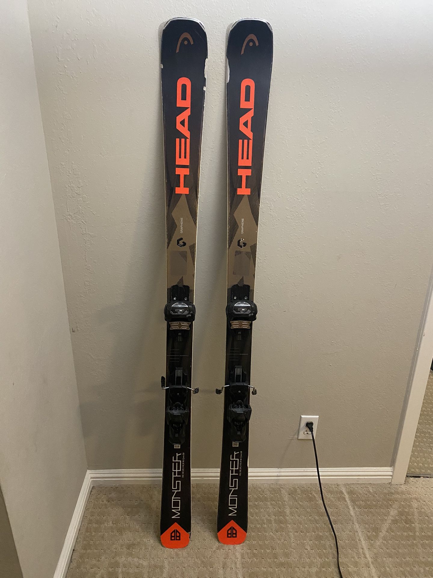 Head Monster 170cm Skis with Bindings