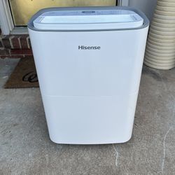 Hisense 35 Pint 2-Speed Energy Star Dehumidifier 