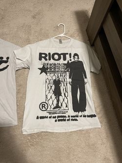 Riot Tee