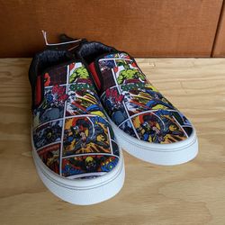 Marvel comic avengers van’s style slip on shoes men’s 9.5 (Fits size 10 feet comfortably)  Hulk, Captain America, , Vision, Thor, iron fist, Falcon   