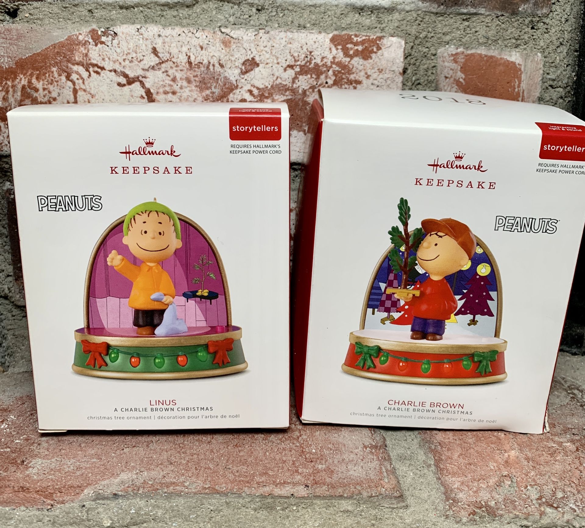 Hallmark Keepsake Charlie Brown Linus XMAS Storytellers Peanuts 2018 Ornaments