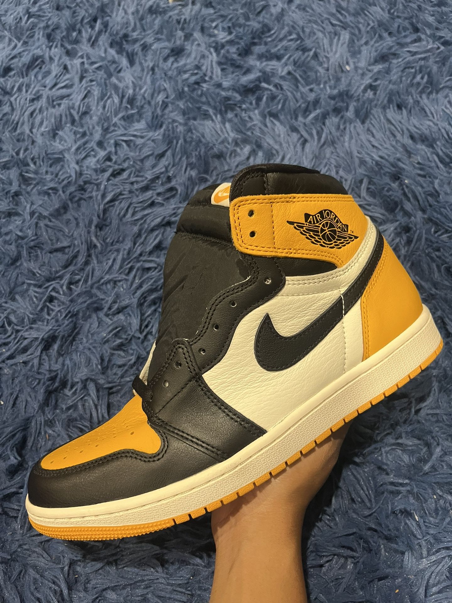 Brand New Taxi Size 9.5