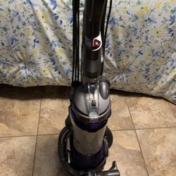 Dyson Vacuum 