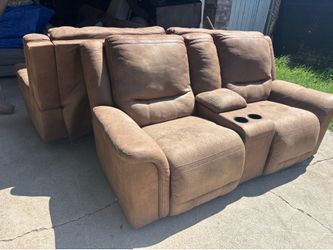 Sofas $220$
