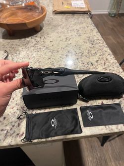 OAKLEY RADAR EV AND OAKLEY SUTROS‼️