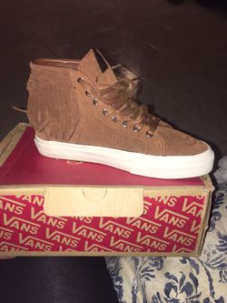 Woman’s brown Vans (suede)