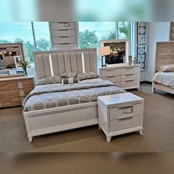 5 Pieces King Or Queen Bedroom set