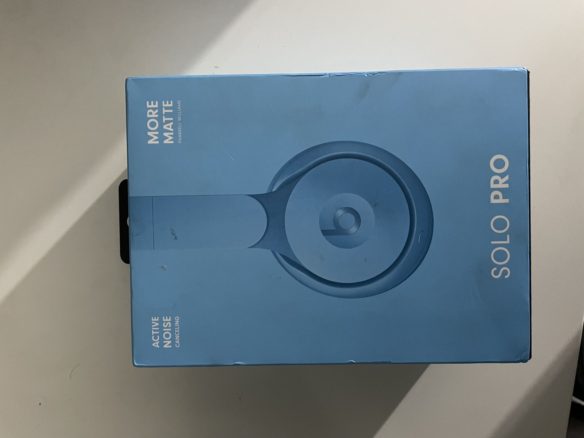 Beats Solo Pro 