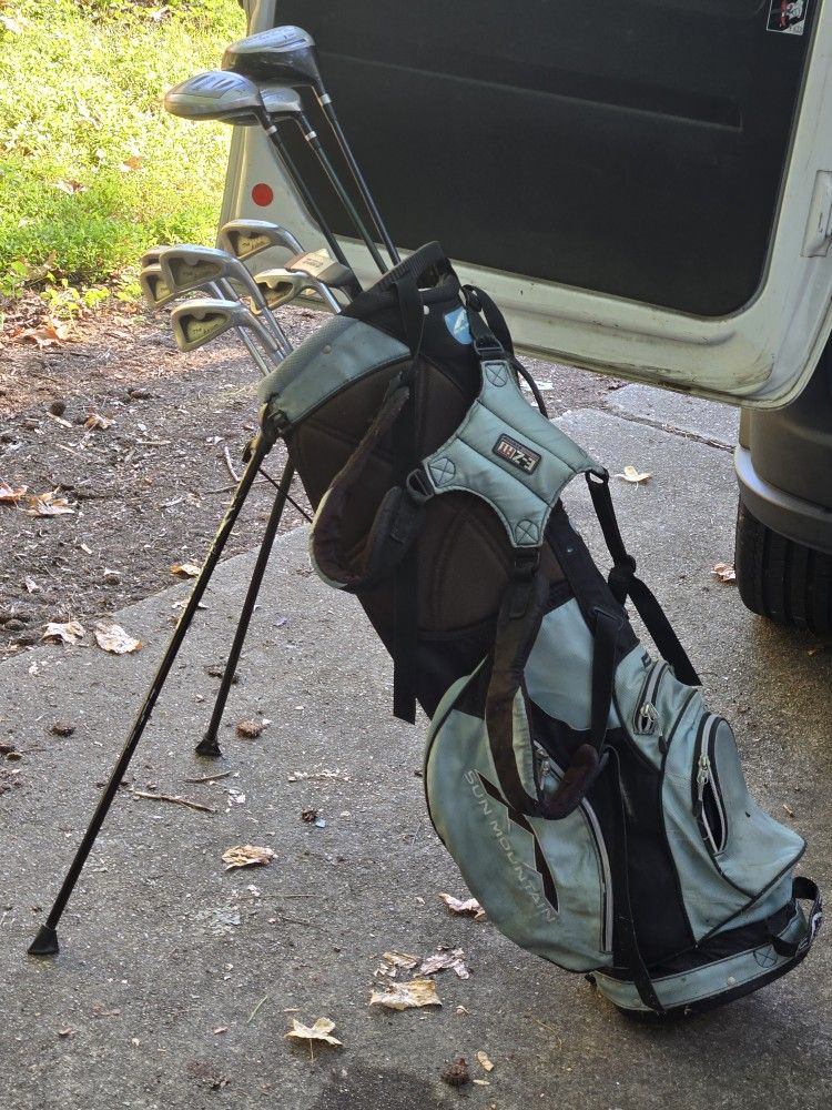 perfect starter set with nice Warrior three and five wood