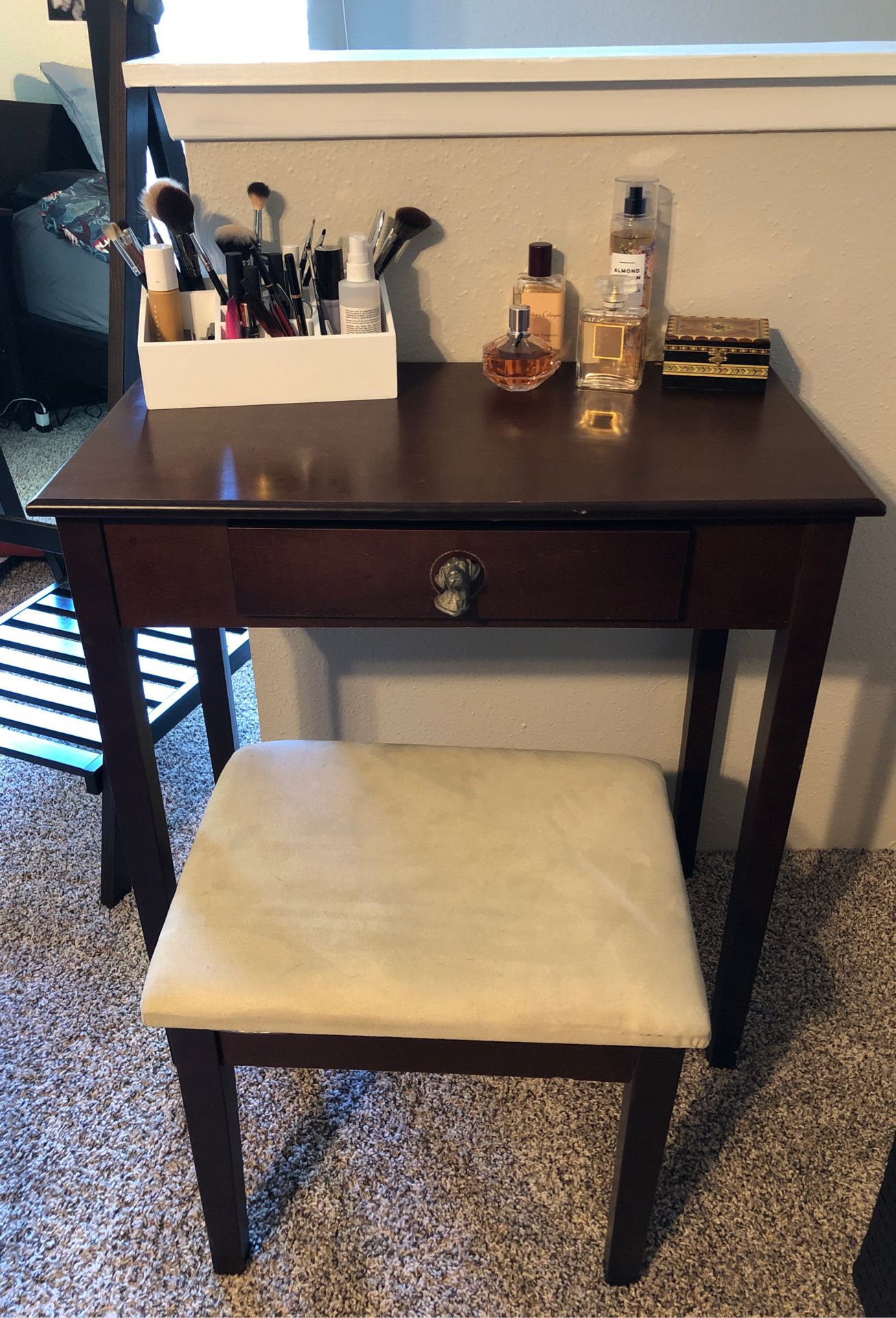 Make Up Vanity Desk