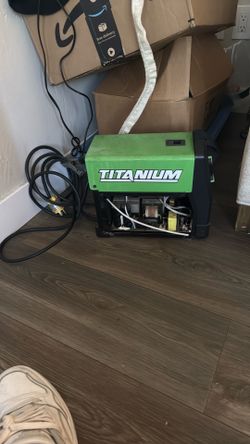 Titanium Easy-Flux 125 Amp Welder