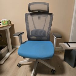 Autonomous AI Desk/Gaming Chair