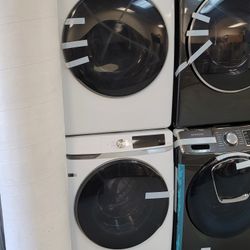 New Samsung Large Capacity Front Load Washer And Stackable Electric 220volt Dryer Set With Steam 