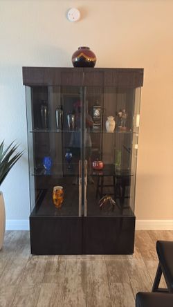 LED Curcio Cabinets
