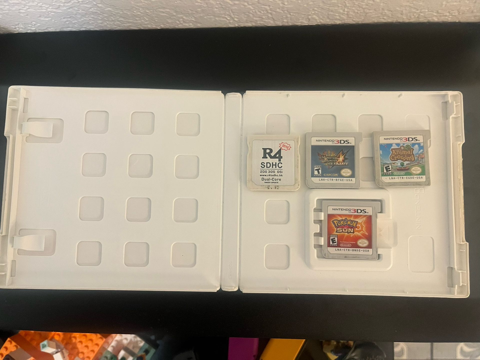 Nintendo 3Ds “Pokemon Sun” And More Games Inside