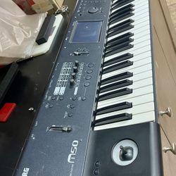 KORG M50 Music Workstation 