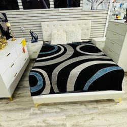 Vendi Set De Cuarto Quenn , Totalmente Nuevo En Caja Excelente Calidad 