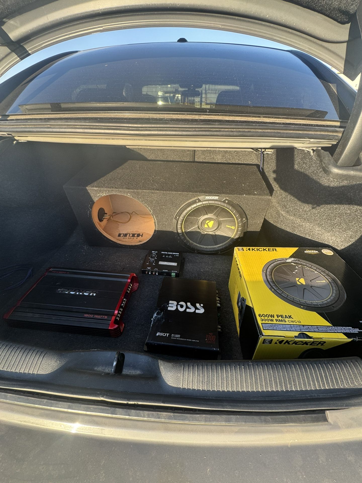 subwoofer/box/amps/epicenter