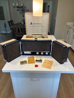 MCM record player