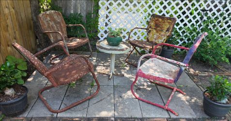 Vintage Metal Chairs and Center Table