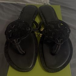 Tory Burch Miller Knotted Sandals (SIZE 9.5)