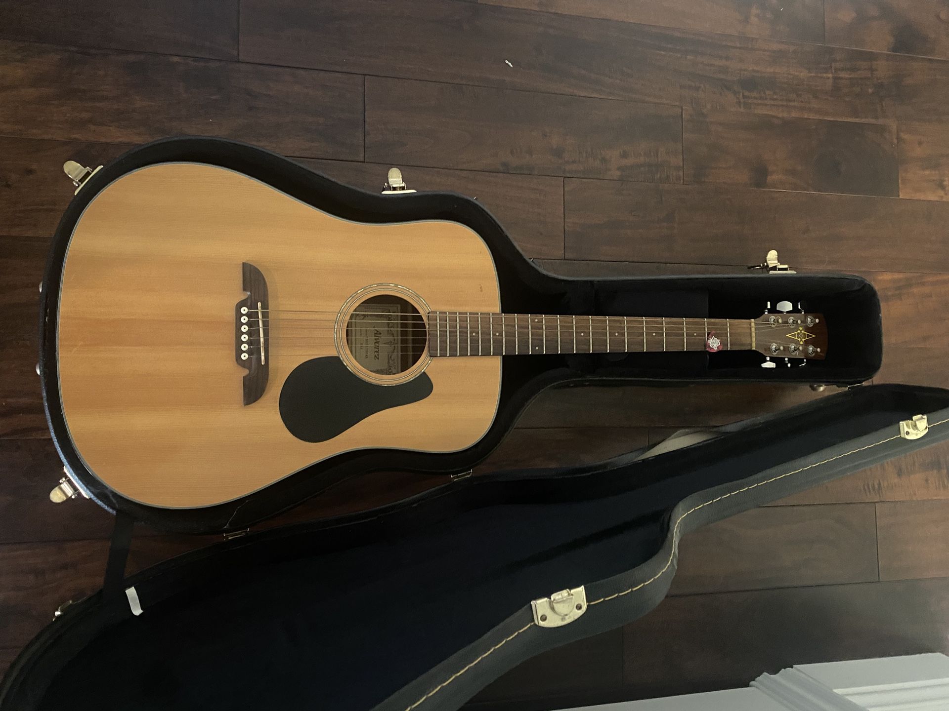 Alvarez RD8 Acoustic Guitar for Sale in Orange, CA - OfferUp
