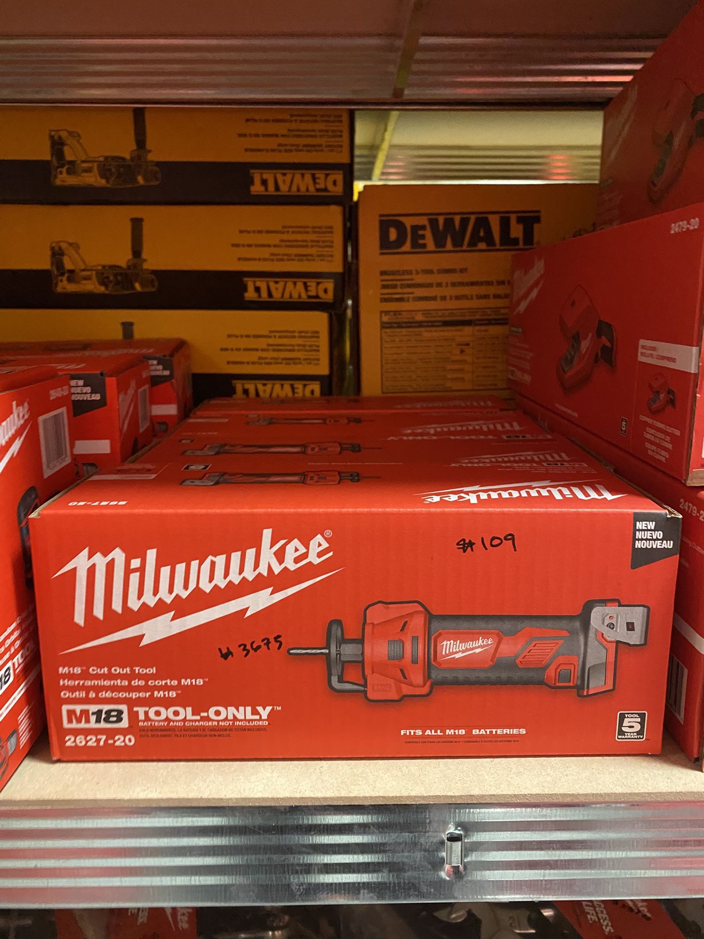 Milwaukee M18 18V Lithium-Ion Cordless Drywall Cut Out Rotary Tool (Tool-Only)