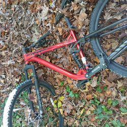 Hyper Explorer Mountain Bike