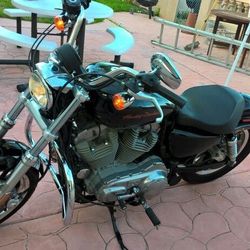 2011 Harley Davidson Sportster superlow