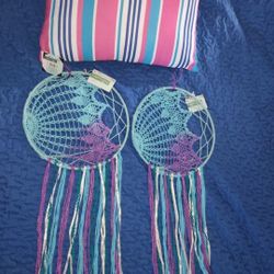 New Home Decoration Home Decor Crochet Dream Catcher And Pillow All New Never Used Hanging Wall Decor 