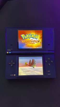 Blue Nintendo Dsi with 30+ games and stylus