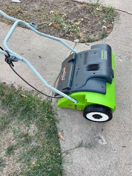 them if Achieve Perfect Grass Borders with the Lawn Edger Trimmer