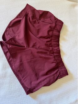 Old navy running shorts quick dry burgundy sz M